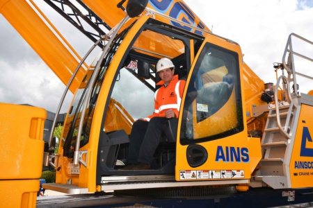 Ainscough Crane Hire’s CEO wins Sir Moir Lockhead Safety Award