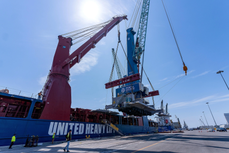 Port of San Diego claims a first with all-electric dual mobile harbor cranes