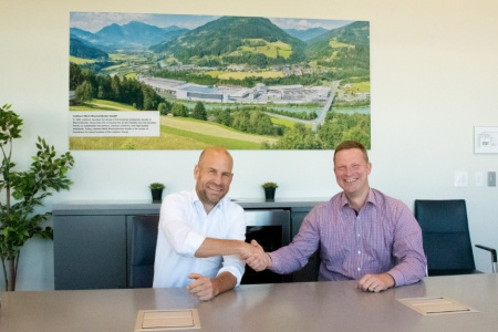 Liebherr appoints Dr. Tim Gerhardt as new managing director of Liebherr USA, Co.